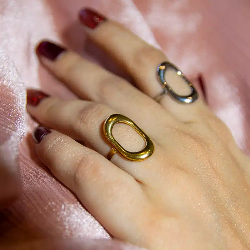 Silver Oval Hollow - Image 2