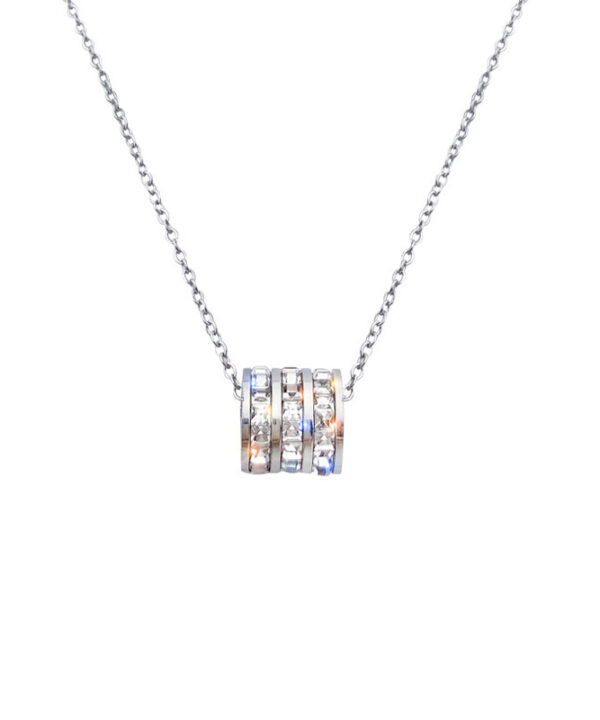 Pendant Necklace in Pakistan