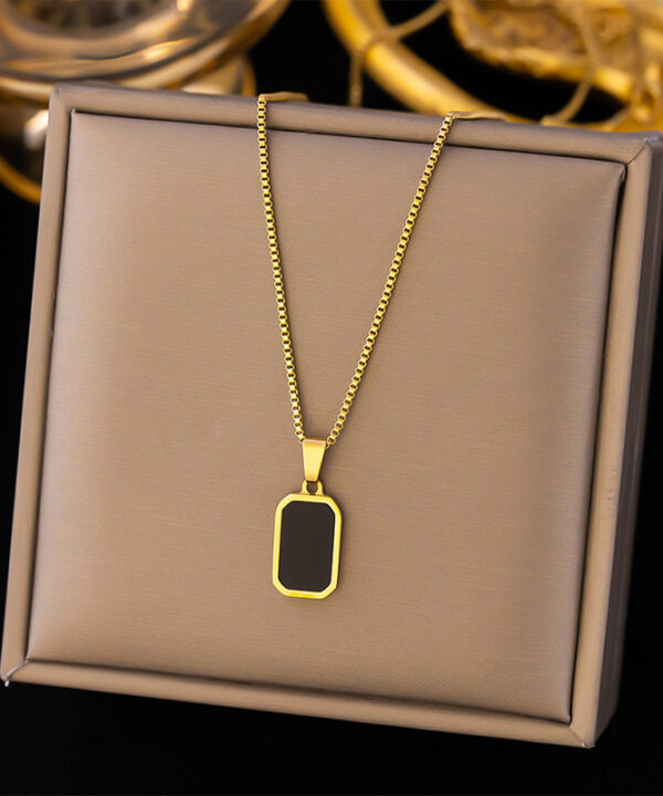 Squared Onyx