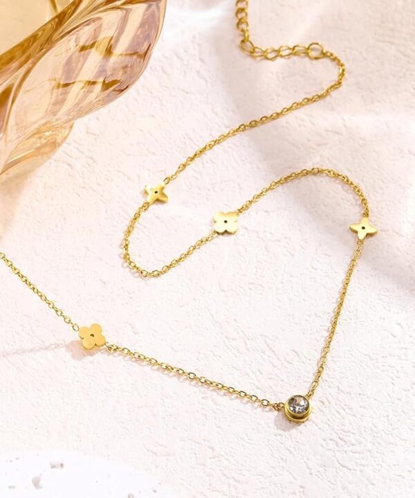 pendant necklace in Pakistan