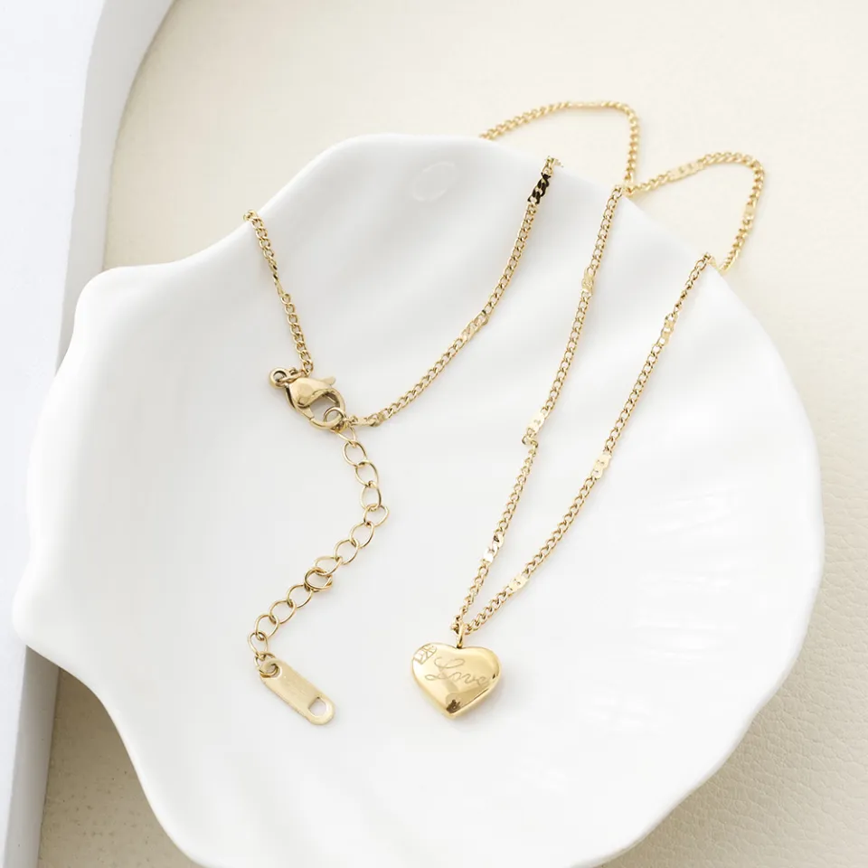 pendant necklace in Pakistan